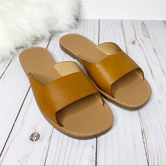 Banana Republic Shoes - BANANA REPUBLIC Cognac Brown Leather Slides Size 7